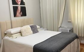 Quarto Copacabana - Thays